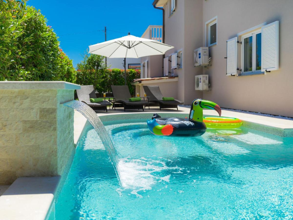 Holiday Home Villa Valentina By Interhome Loborika Kültér fotó