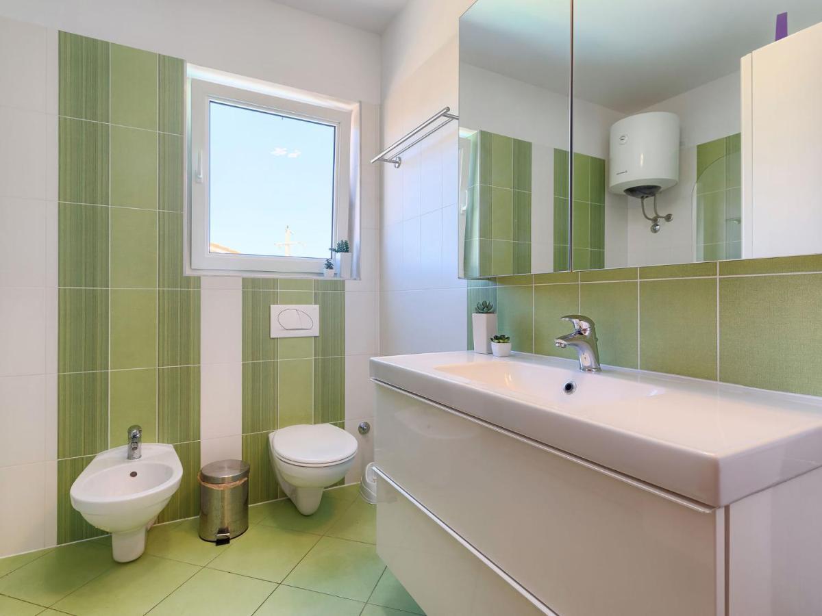Holiday Home Villa Valentina By Interhome Loborika Kültér fotó
